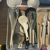 Assorted Kitchenware and Small Kitchen Appliances - thumbnail 8 of 22