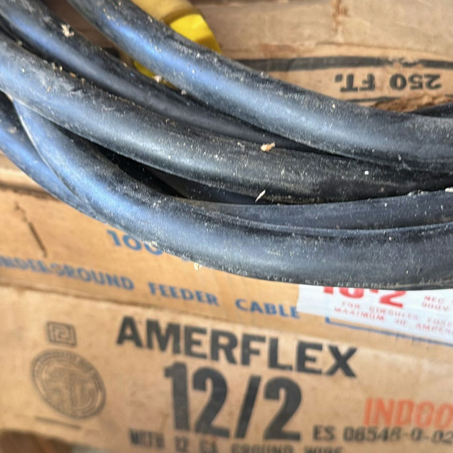 Electrical Outlets, Switches, Extension Cords, and Wiring Supplies - image 6 of 8