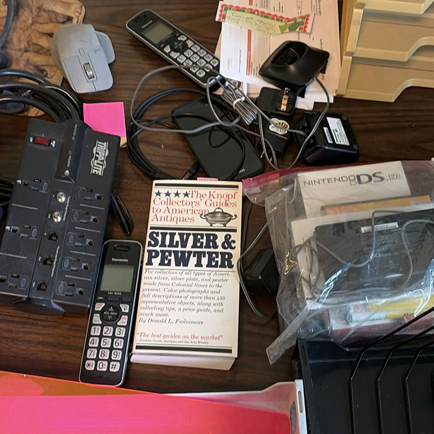 Assorted Office Supplies and Organizers - image 6 of 12