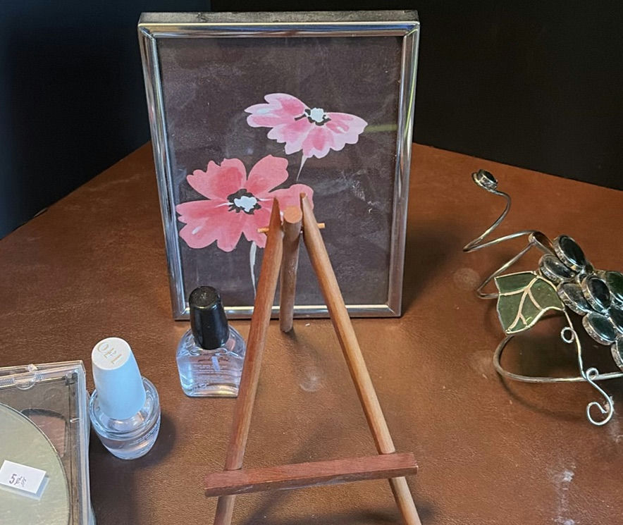Mixed Decorative Household Items and CDs - image 4 of 9
