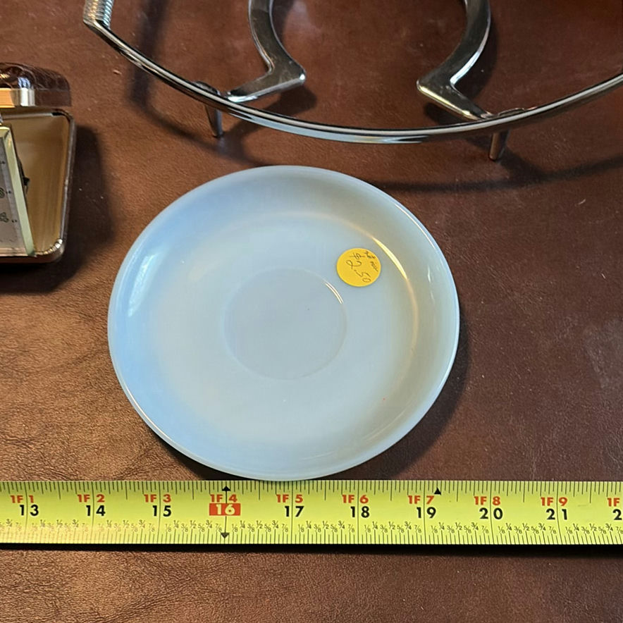 Assorted Vintage Kitchenware and Household Items - image 5 of 14