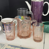 Assorted Vintage and Decorative Kitchenware and Figurines - thumbnail 17 of 17
