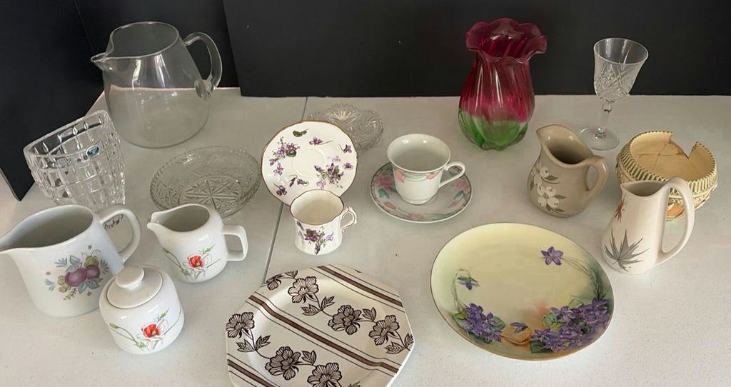 Assorted Ceramic and Glass Serveware and Decorative Pieces - image 1 of 19