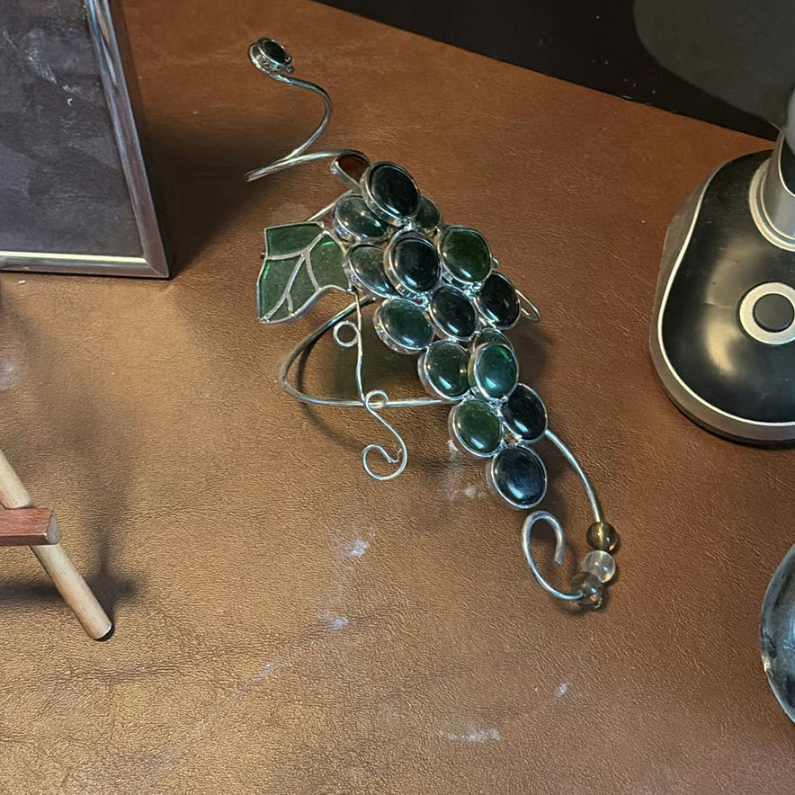 Mixed Decorative Household Items and CDs - image 5 of 9