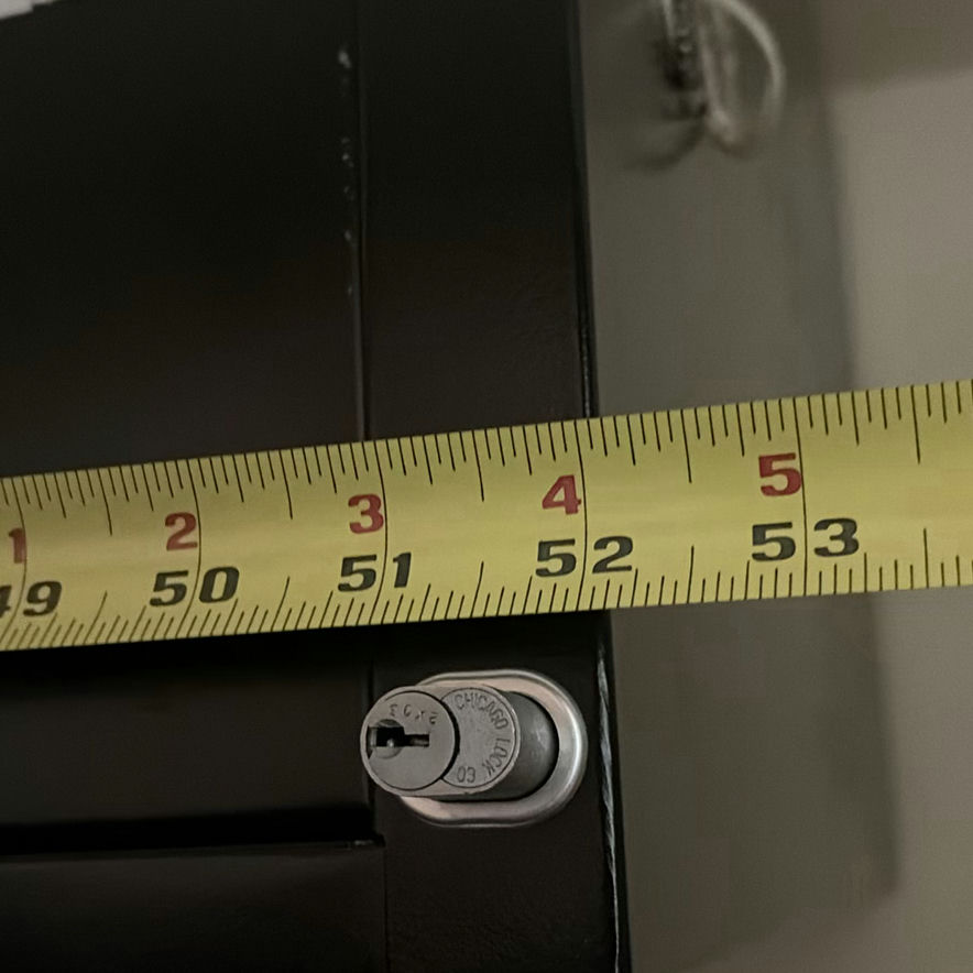 Two 4-Drawer Locking Filing Cabinets - image 9 of 9