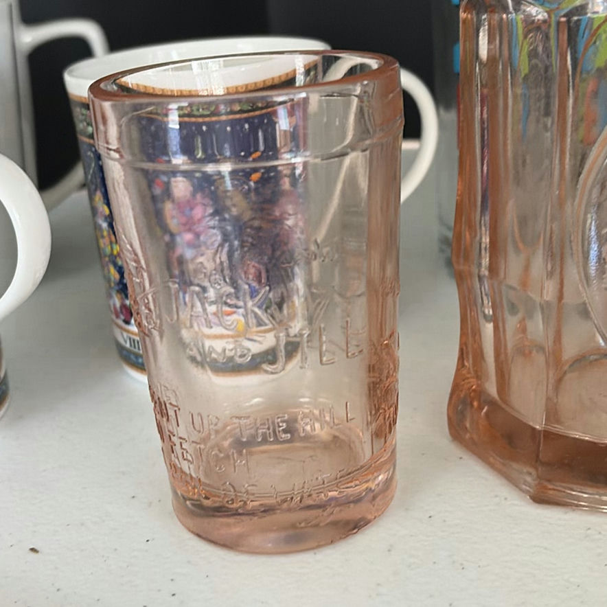 Assorted Vintage and Decorative Kitchenware and Figurines - image 15 of 17