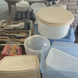 Assorted Kitchenware and Small Kitchen Appliances - thumbnail 19 of 22