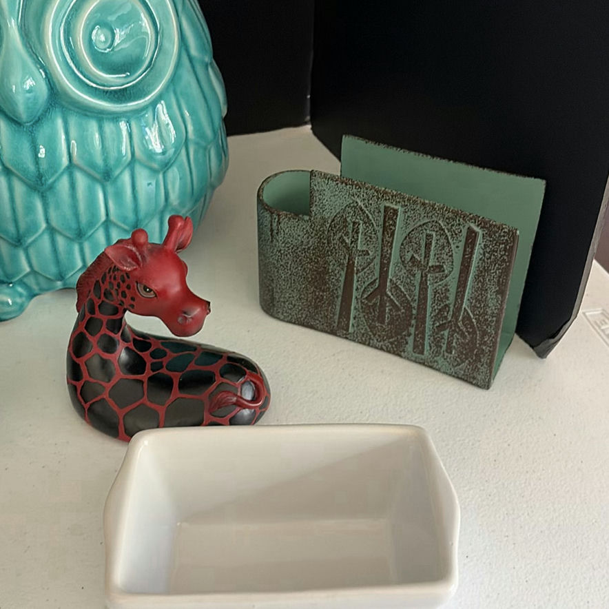 Assorted Vintage and Decorative Kitchenware and Figurines - image 4 of 17