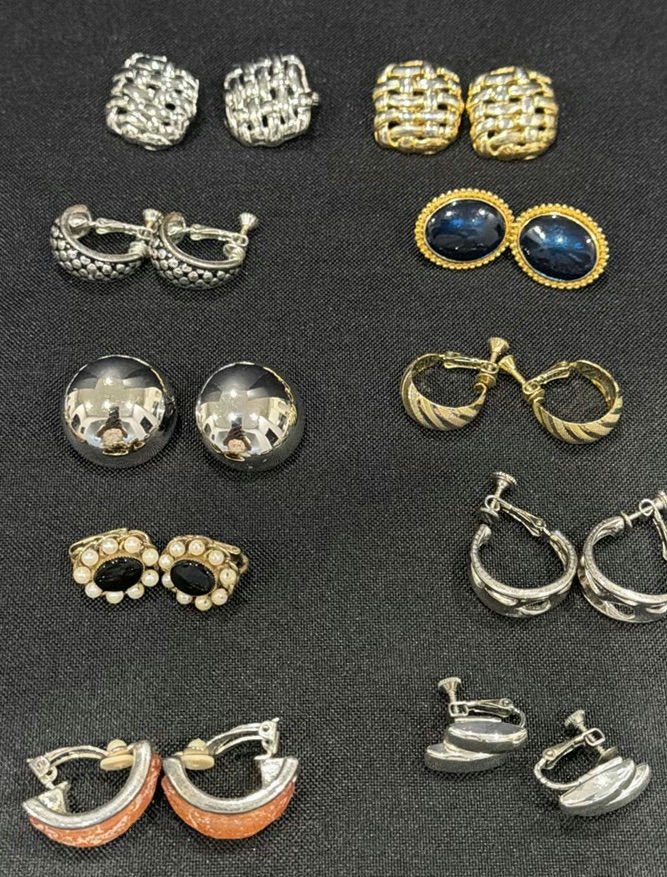 Assorted Vintage Clip-On and Hoop Earrings Collection - image 3 of 3