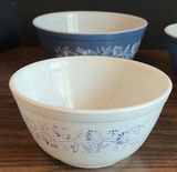 Set of Four Floral Mixing Bowls - thumbnail 4 of 5