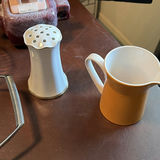 Assorted Vintage Kitchenware and Household Items - thumbnail 7 of 14