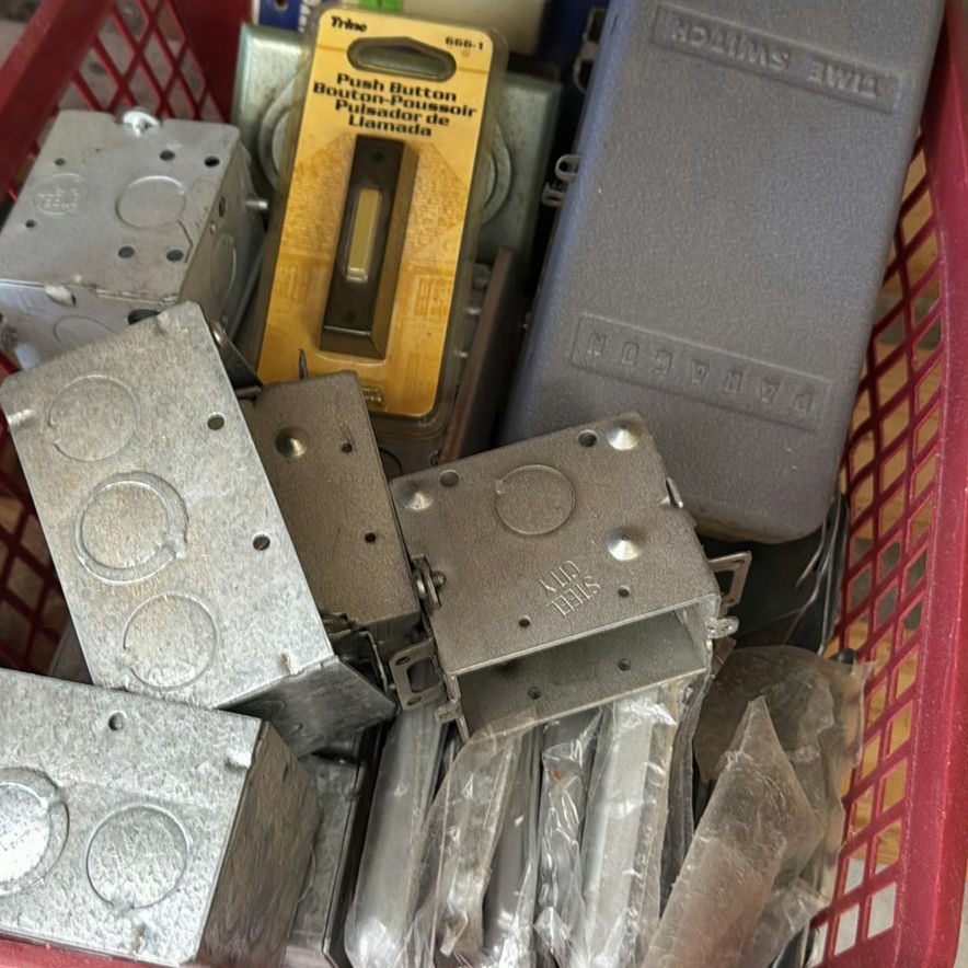 Electrical Outlets, Switches, Extension Cords, and Wiring Supplies - image 7 of 8