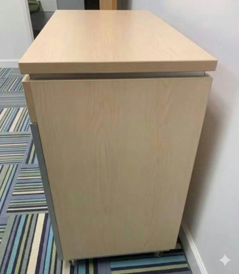 Premium Teknion (Roy & Breton) 72" Executive Credenza / Sideboard - LIKE NEW condition - image 8 of 11