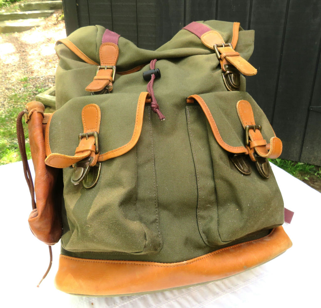 Vintage LL Bean Backpack with Leather Trims - image 2 of 8