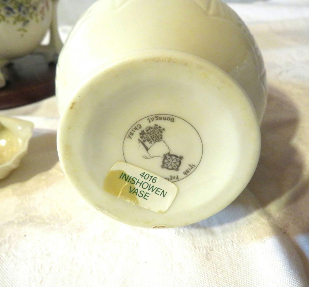 Irish Theme Lot including 2 Vases Pilsner Glasses - image 4 of 10