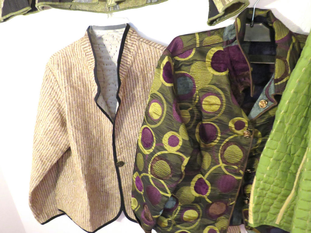Reversible Patterned Textile Women’s Jackets - image 5 of 7