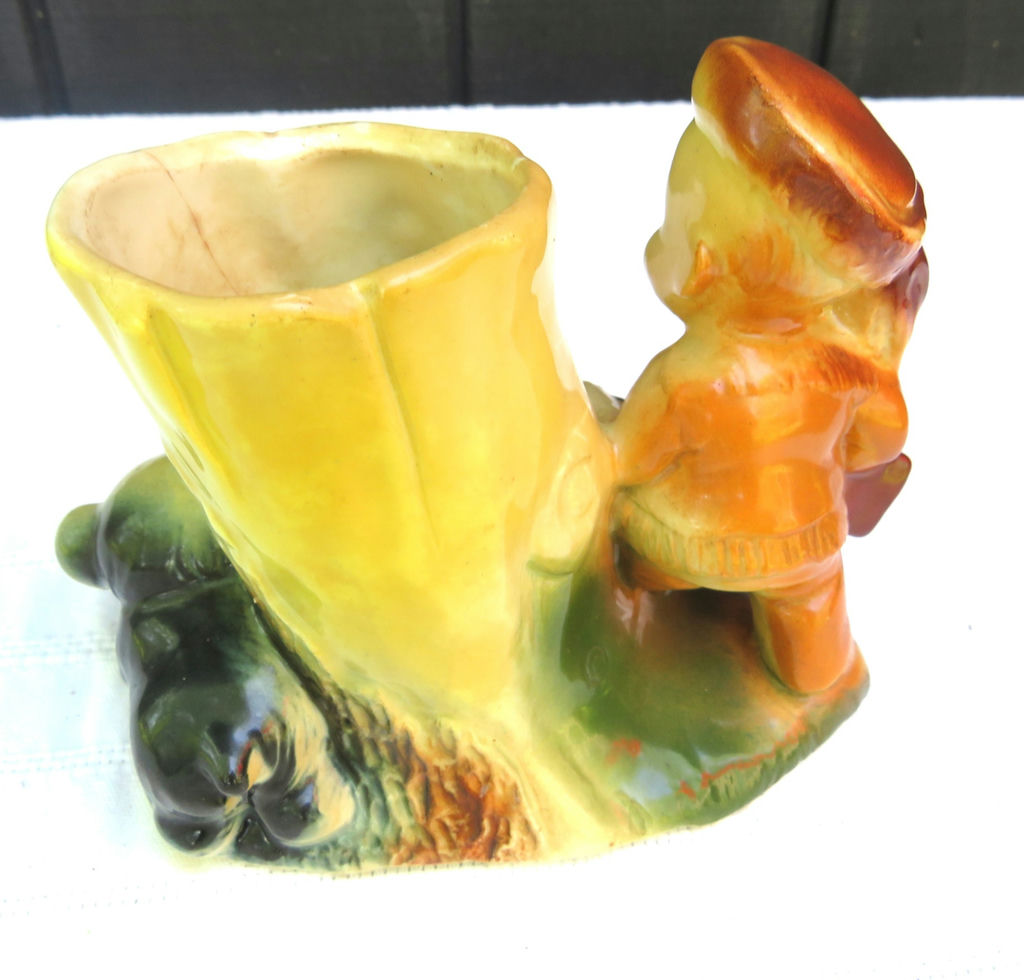 Vintage McCoy Davey Crockett Small Planter Vase - image 6 of 7