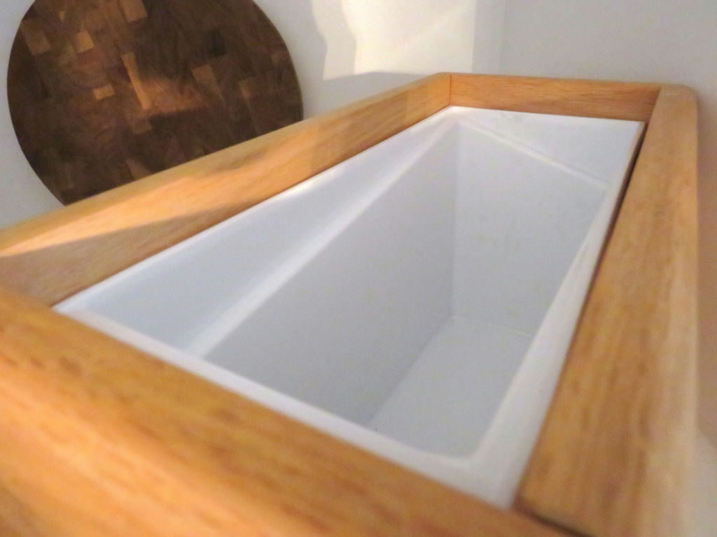 Farberware knives in Block Cutting Board and MCM Ice Bucket - image 5 of 8