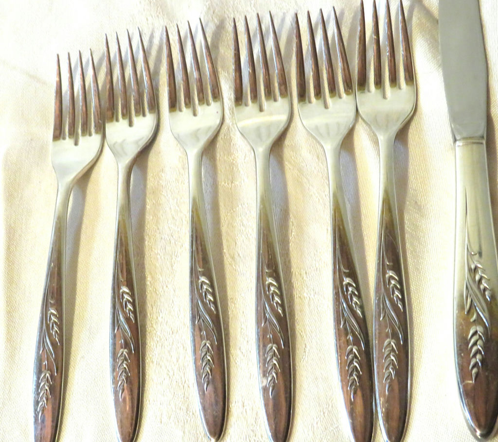 Vintage Community Flatware Song of Autumn Pattern - image 4 of 6