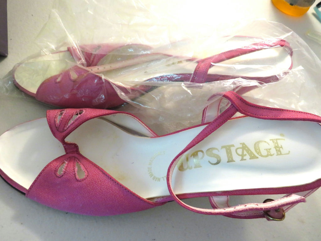 6 Pairs of Women's Designer Dress Sandals Slingback - image 7 of 20