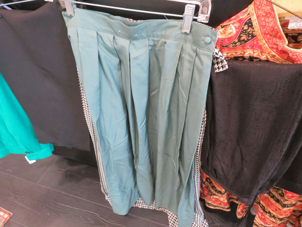 Assorted Silk Women's Clothing Pants Skirts and Tops - image 3 of 17