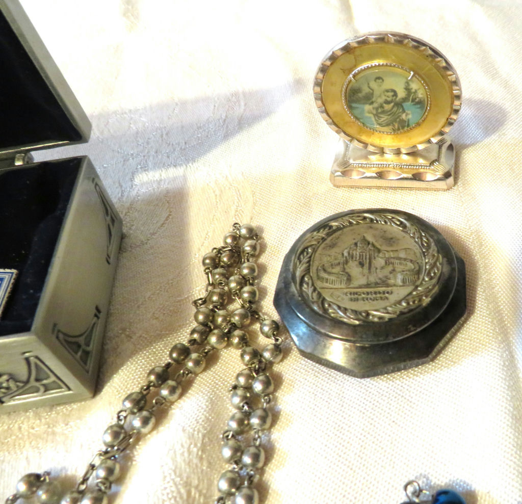 Religious Rosaries Pins Necklace - image 4 of 10