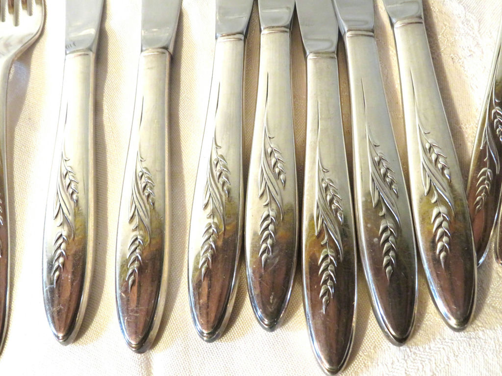 Vintage Community Flatware Song of Autumn Pattern - image 3 of 6