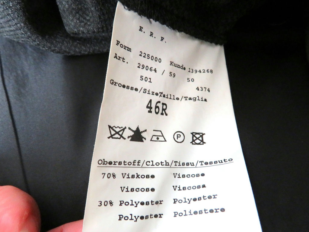 Barney’s New York Men’s Lined Raincoat Sz 46R - image 7 of 9
