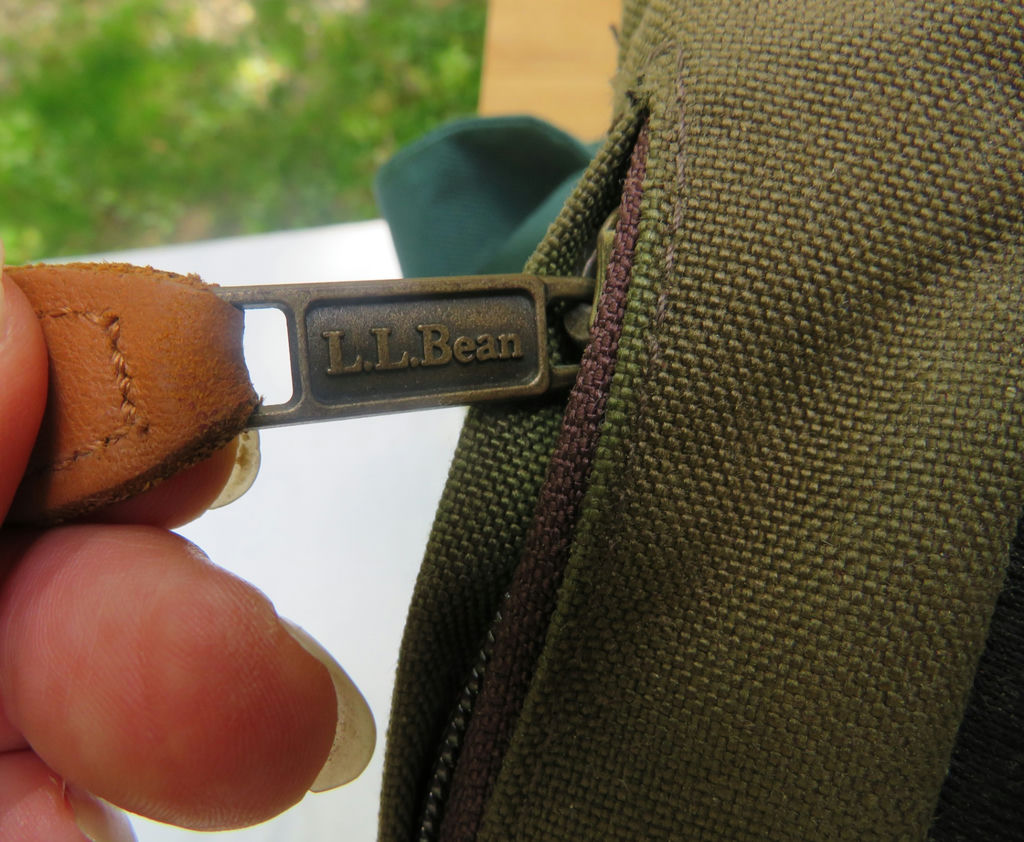 Vintage LL Bean Backpack with Leather Trims - image 8 of 8