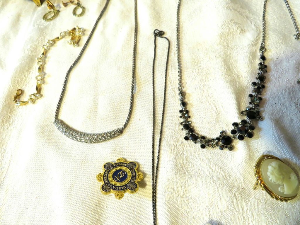 Vintage Costume Jewelry and Citizens Watch and Trinket Box - image 5 of 11