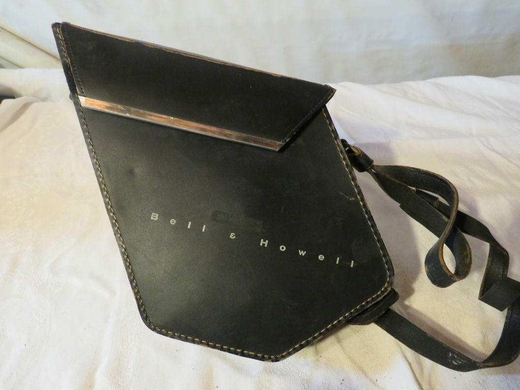 1960s Bell & Howell Zoomatic Director Series Movie Camera - image 10 of 10