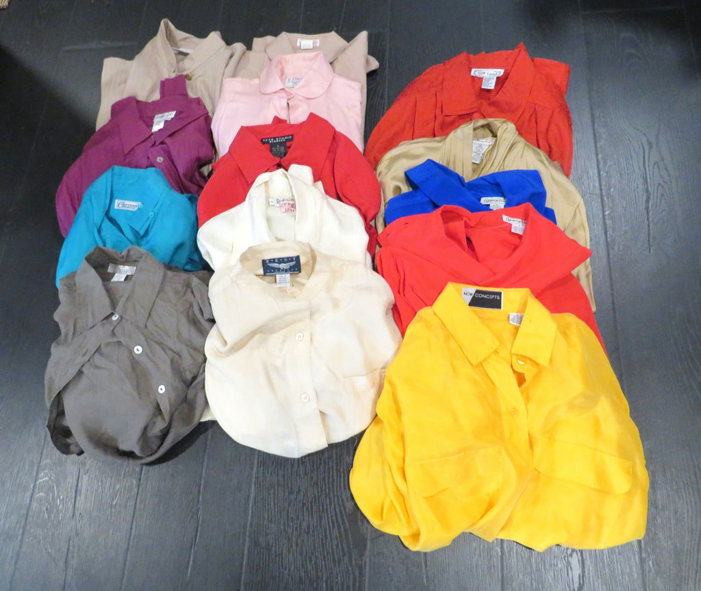 14 Silk Women's Long Sleeve Button Shirts - image 5 of 14