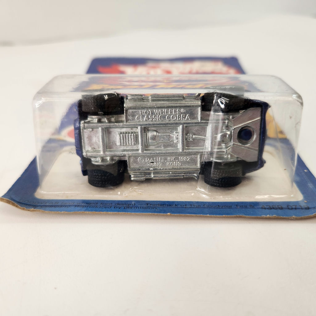 Hot Wheels Real Riders Classic Cobra 1982 New in Blister - image 3 of 6