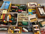 Huge Lot of HO Train Parts and Accessories  - thumbnail 15 of 18