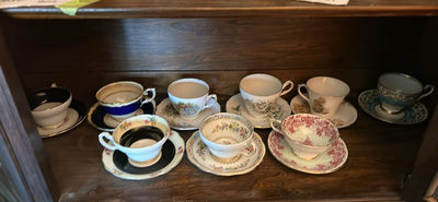 9 Teacups and Saucers - Image 1 of 28