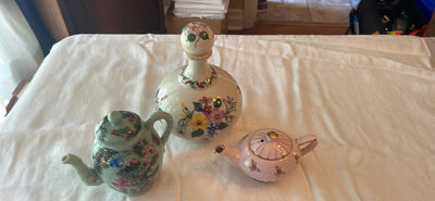 2 Vintage/Antique Teapots and one bottle with lid - Image 1 of 17