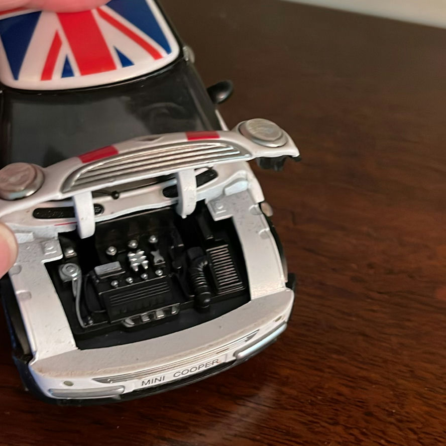 British Mini Cooper Car  - image 8 of 9
