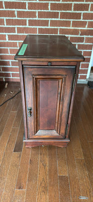 Wooden End Table - Image 1 of 8