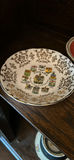 Aynsley and Paragon Teacup and Saucers plus - thumbnail 10 of 11