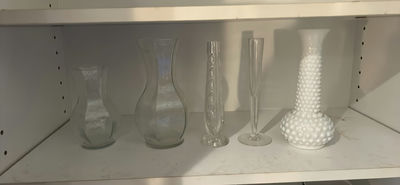 5 Smaller Vases - Image 1 of 5