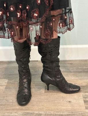 Black knee-high leather boots with ruched detailing, Size 11 - Image 1 of 4