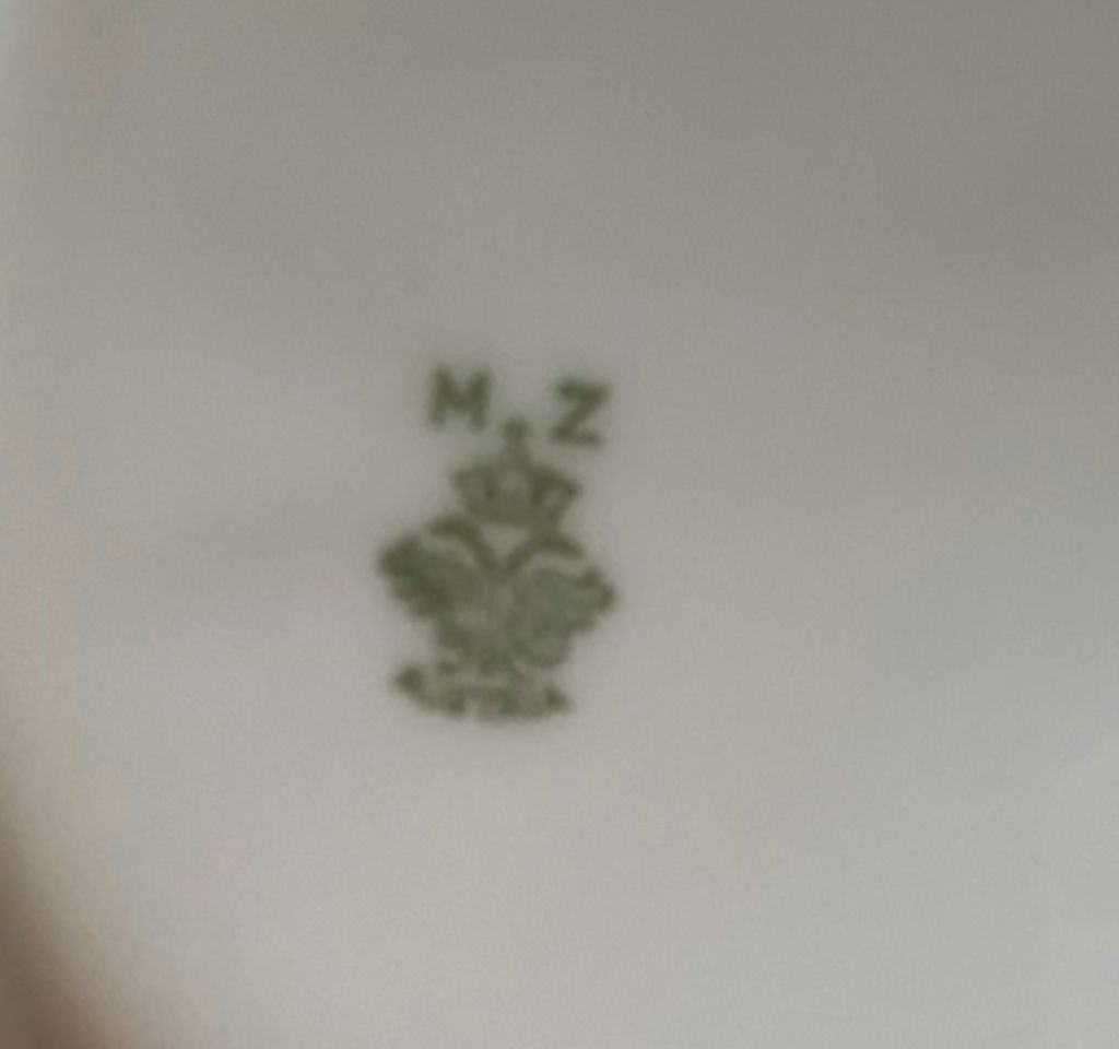 Assorted porcelain dinnerware with floral and blue-and-white patterns - image 3 of 13
