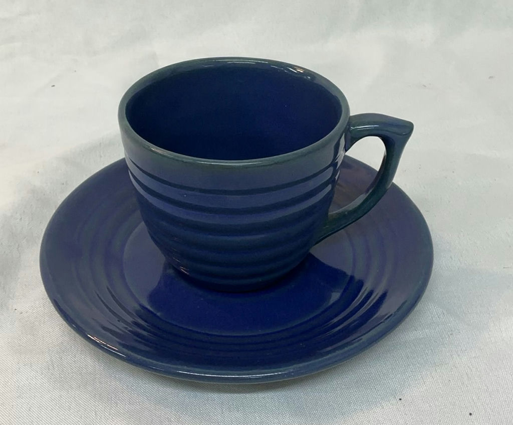 Bauer Ceramics cups, saucers and small pitcher - image 9 of 13