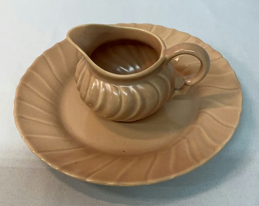 Assortment of Bauer And Franciscan Ceramics - image 7 of 10