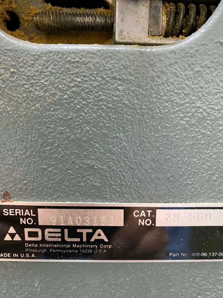 Delta Motorized Band Saw - image 7 of 7