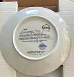 Norman Rockwell Limited Edition Decorative Plates Set - thumbnail 16 of 38