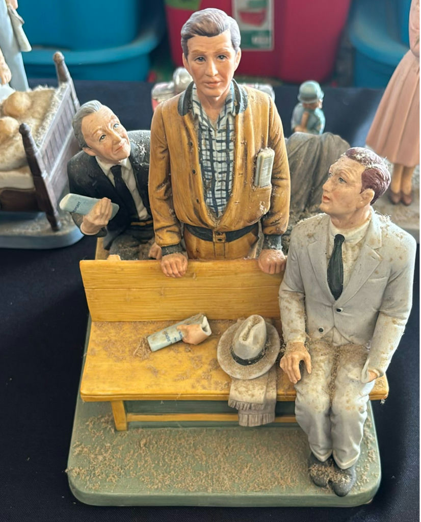 Norman Rockwell Collection of vintage ceramic figurine dioramas - image 6 of 11