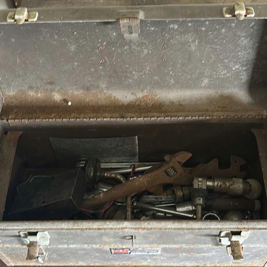 metal tool chest with assorted hand tools - image 4 of 9