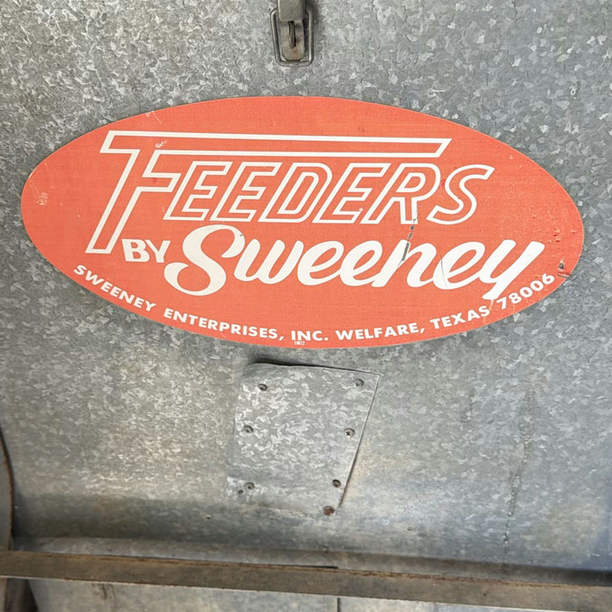 Sweeney Feeder metal livestock feeder - image 2 of 6
