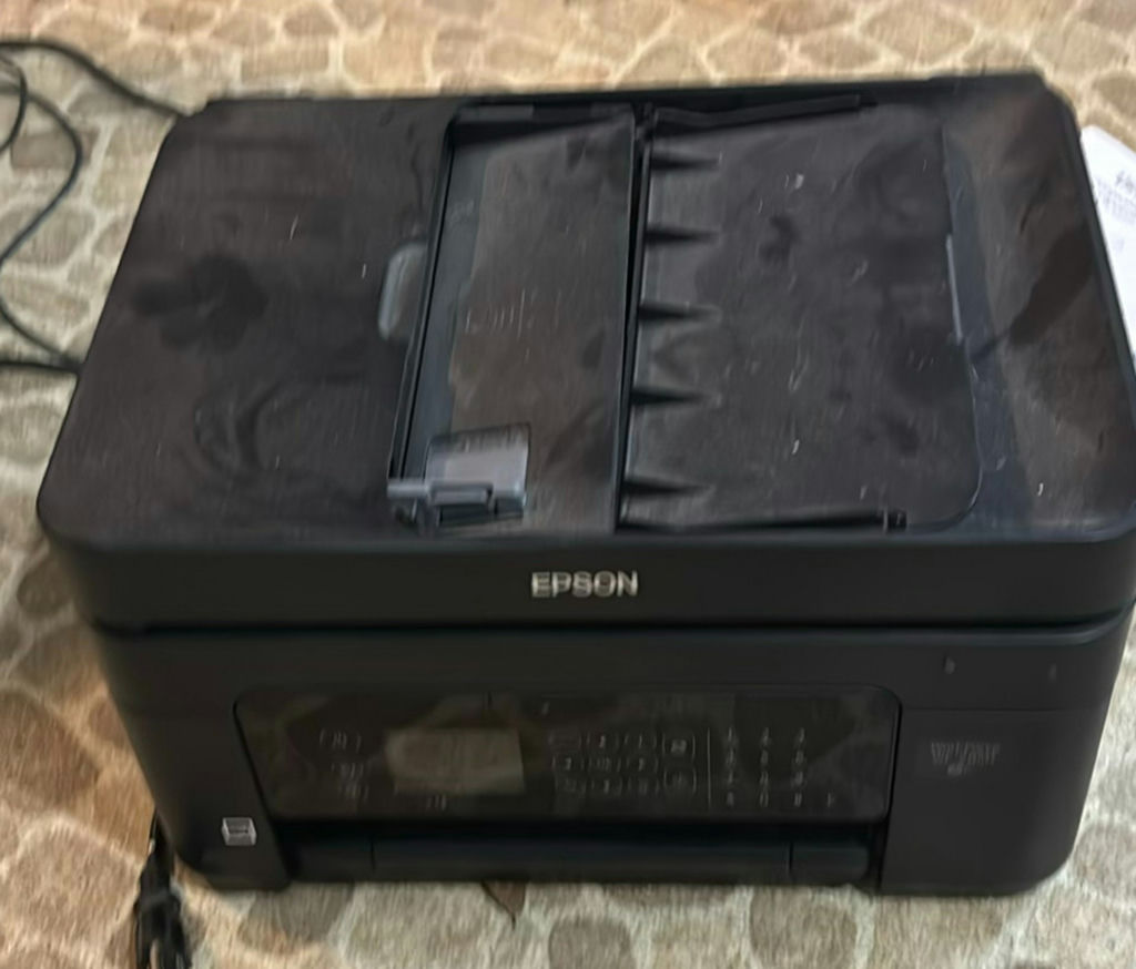 Samsung monitor and two printers (HP ENVY Pro 6452 and Epson) - image 6 of 12